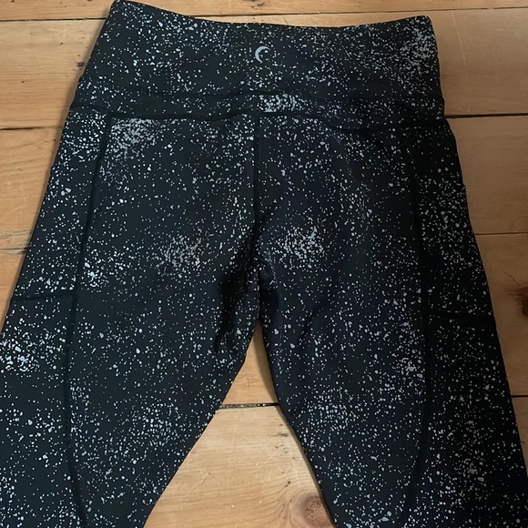 Zyia - Picture 4 of 8